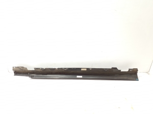 Mercedes Benz C-Class 206 (2021–2026) Karbi välimine ilupaneel A2066982300 - 3