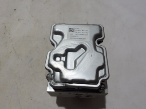 Mercedes Benz C-Class 206 (2021–2026) ABS plokk A2239003737 - 5