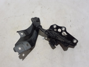 Mercedes Benz C-Class 206 (2021–2026) Kapoti hing A2068803801 - 2