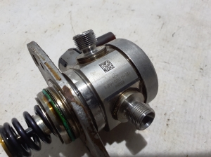 Mercedes Benz C-Class 206 (2021–2026) Kütusepump A2540700400 - 3