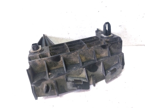 TOYOTA Avensis T27 (2008–2019) Rear bumper bracket 5256205070 - 2