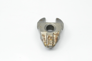  Fuel injector holder 