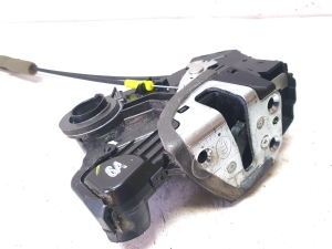TOYOTA Avensis T27 (2008–2019) Front door lock A084219 - 2