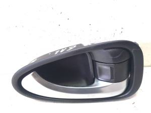 Rear side door interior handle - 6920505051