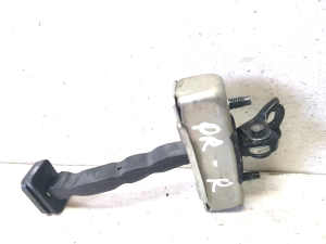 TOYOTA Avensis T27 (2008–2019) Front door check - 4