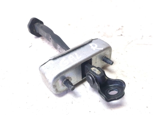 Rear side door opening limiter - 