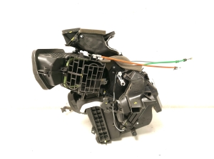 Dacia Duster (2017–2024) Heater and its parts 272704189R - 6