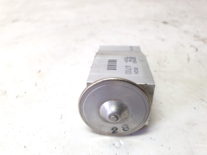 TOYOTA Avensis T27 (2008–2019) Klimaschlauch Ventil 75004700 - 3