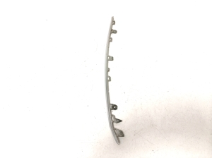 Volkswagen Tiguan (2007–2016) Priekšējās restes hroma apdare 5N0853767J - 2