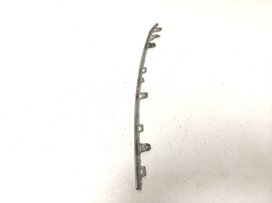 Volkswagen Tiguan (2007–2016) Priekšējās restes hroma apdare 5N0853767J - 5