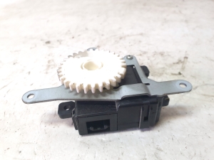 TOYOTA Avensis T27 (2008–2019) Salongi soojenduse klapi mootor 0638002160 - 2