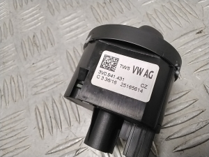 Skoda Superb (2015–2026) Headlight switch 3V0941431 - 3