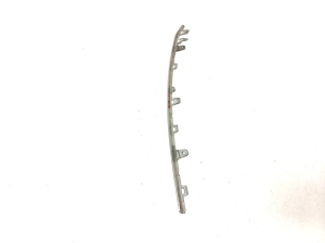Volkswagen Tiguan (2007–2016) Priekšējās restes hroma apdare 5N0853767H - 3