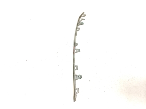 Volkswagen Tiguan (2007–2016) Priekšējās restes hroma apdare 5N0853767K - 3