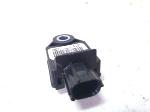 TOYOTA Avensis T27 (2008–2019) Airbag sensor 8983105050 - 2
