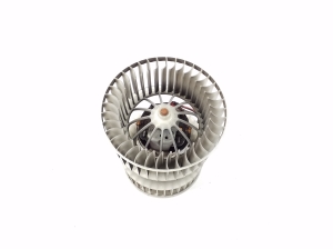 BMW X3 E83 (2003–2010) Salongi puhuri mootor 3453729 - 2