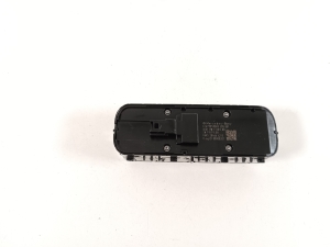 Mercedes Benz A-Class 177 (2018–2026) Front door glass switch A1679059803 - 3