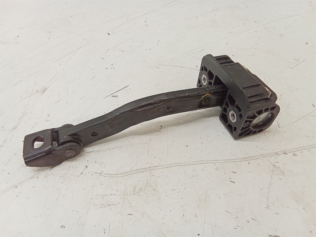 BMW 5 SERIES F10 (2010–2017) Esiukse avamise piiraja 7182005 BMW 5 SERIES F10 (2010–2017) Esiukse avamise piiraja 7182005