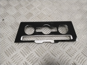 Dashboard trim - 3G1863100