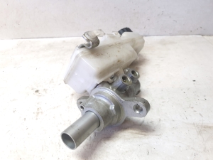 TOYOTA Avensis T27 (2008–2019) Piduri peasilinder 0204255239 - 2