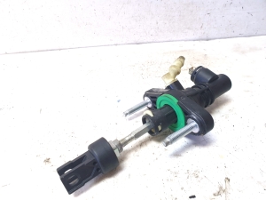 TOYOTA Avensis T27 (2008–2019) Siduri peasilinder 3142002031D - 2