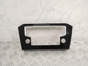 Dashboard trim - 3G1858069E