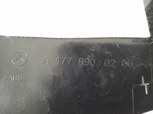 Mercedes Benz A-Class 177 (2018–2026) B-Säulen-Innenverkleidung A1776900200 - 4