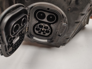 Mercedes Benz EQC N293 (2019–2026) Battery charging port A2935406904 - 3