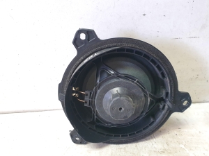 Rear side door speaker - 861600D370