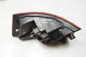Skoda Superb (2015–2026) Eckleuchte hinten 3V5945207A - 3