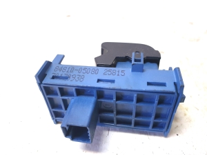 TOYOTA Avensis T27 (2008–2019) Front door glass switch 8481005080 - 4