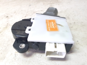 TOYOTA Avensis T27 (2008–2019) Schiebedachmotor 6326020130 - 3