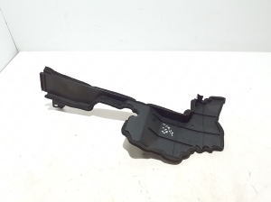 Radiator air deflector - 215596RU0A