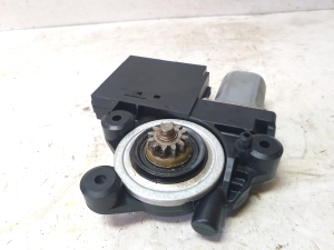 VOLVO V50 (2004–2012) Hinterer Seitentür-Fensterhebermotor 30739184AC - 3
