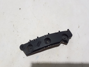 Front bumper bracket - 622226RA0A