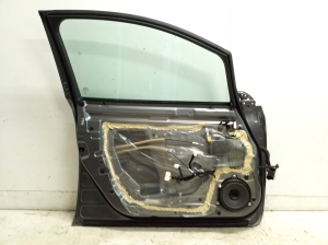 NISSAN Leaf II (2017–2026) Front door and its parts H0101-5SLAA - 3