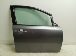   Türen vorne und ihre Teile  - H0100-5SLAA 