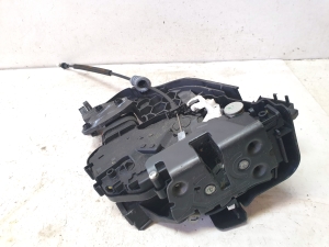 Serrure de porte arrière latérale - 30699112