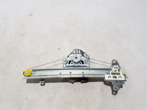 Fensterheber an der hinteren Seitentür - 827506RN1B