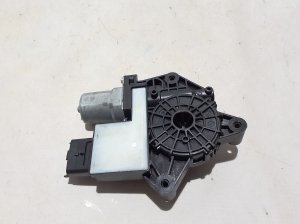 NISSAN X-Trail T33 (2021–2026) Front door window regulator motor 807516RN1B - 2