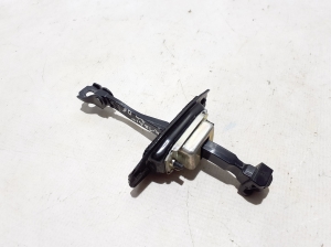 Rear side door opening limiter - 824306RA0A