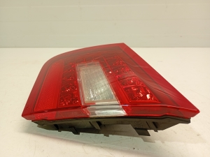Mercedes Benz E-Class W207 (2009–2017) Tagatuli tagaluugil A2078200464 - 3