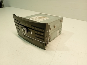 Mercedes Benz E-Class W207 (2009–2017) Radio (head unit) A2129004910 - 3