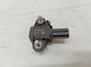 Airbag sensor - 4F0955557B