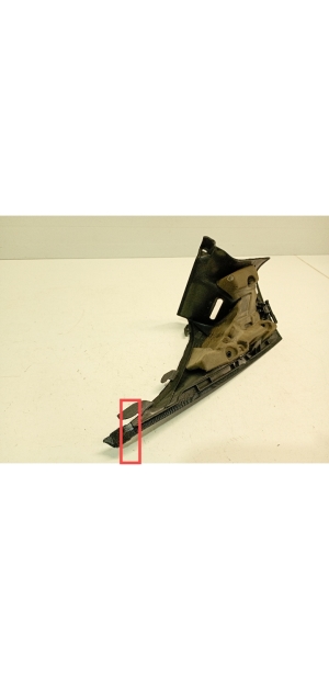 Mercedes Benz E-Class W207 (2009–2017) Tagumise toe sisekujundus A2076902925 - 4