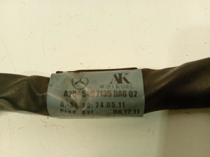 Mercedes Benz E-Class W207 (2009–2017) Miinuskaabel A2045407135 - 3