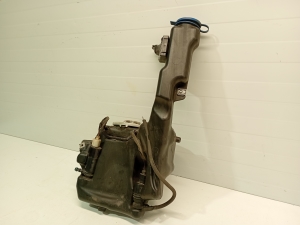 Mercedes Benz E-Class W207 (2009–2017) Front washer fluid reservoir A2048602360 - 5