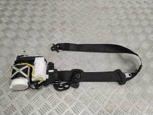 Front seat belt - 7430109