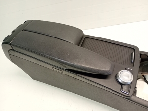 Mercedes Benz E-Class W207 (2009–2017) Center console A2046800150 - 6