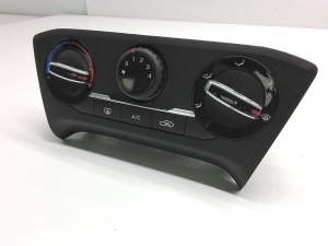 Hyundai i20 (2014–2026) Heater control panel 97250C8010 - 3